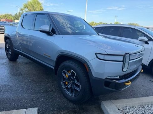 Used 2022 Rivian R1T Adventure AWD/4WD image 1