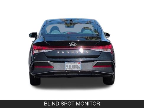 Used 2024 Hyundai Elantra SEL image 9