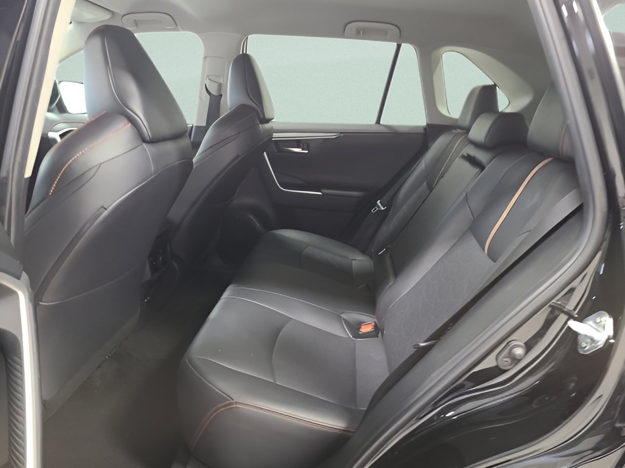 Used 2024 Toyota RAV4 Adventure AWD/4WD image 15