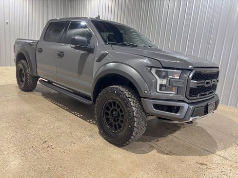 Used 2020 Ford F150 Raptor image 4
