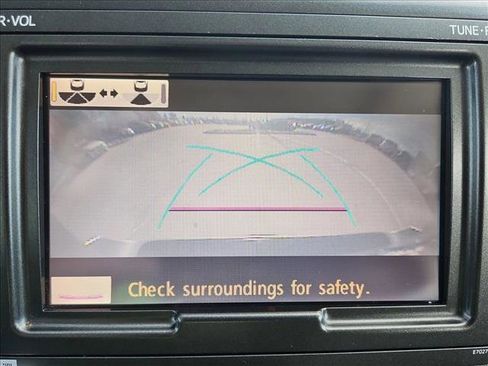 Used 2011 Toyota Sienna XLE w/ XLE Navigation Pkg image 14