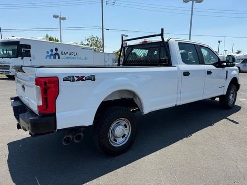 Used 2019 Ford F250 XL w/ Power Equipment Group AWD/4WD image 3