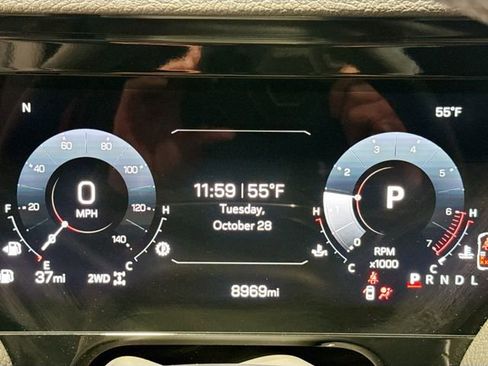 Used 2025 GMC Yukon XL Denali image 12