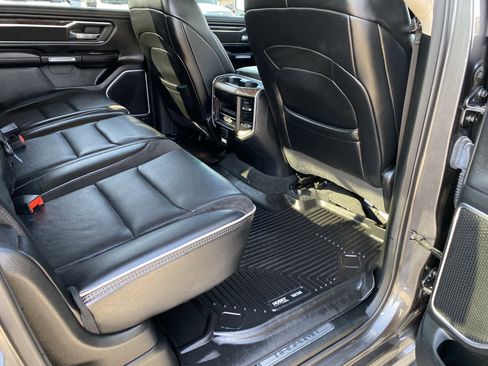 Used 2020 RAM 1500 Laramie image 12