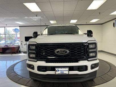New 2026 Ford F250 Lariat w/ Black Appearance Package