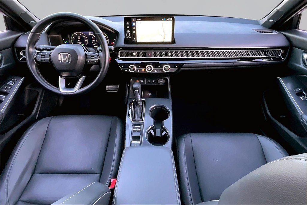 Used 2025 Honda Civic Sport Touring image 8