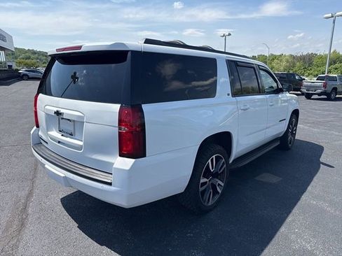 Used 2018 Chevrolet Suburban LT AWD/4WD image 5