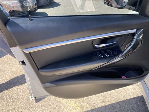 Used 2018 BMW 340i Sedan RWD image 13