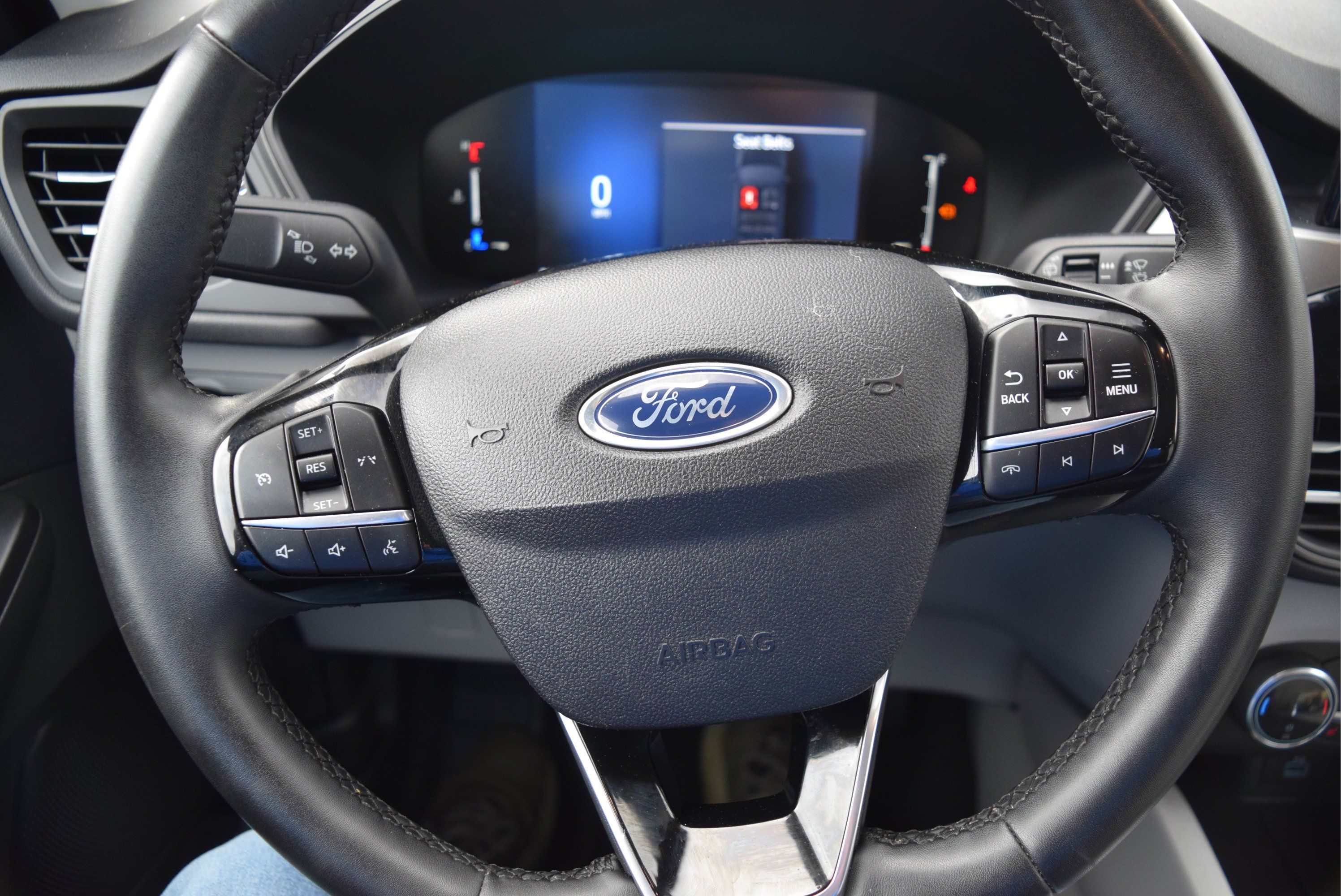 Used 2023 Ford Escape Active AWD/4WD image 9