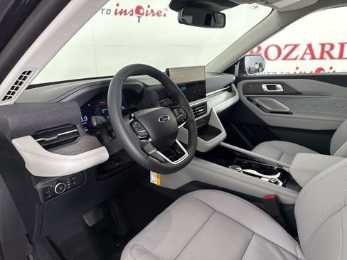 New 2026 Ford Explorer Platinum w/ LUX Leather Package image 15