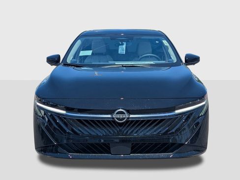 New 2026 Nissan Sentra SL FWD image 9