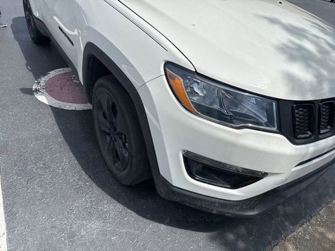 Used 2019 Jeep Compass Altitude image 3