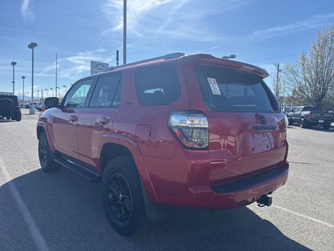 Used 2018 Toyota 4Runner SR5 image 8