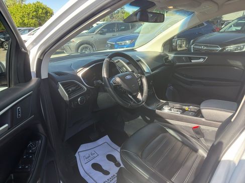 Used 2020 Ford Edge SEL AWD/4WD image 5