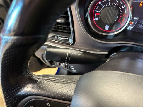 Used 2019 Dodge Challenger R/T Scat Pack image 24