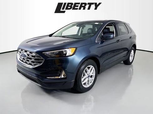 Certified 2022 Ford Edge SEL w/ Convenience Package image 3