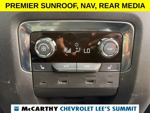 Used 2026 Chevrolet Tahoe Premier AWD/4WD image 43