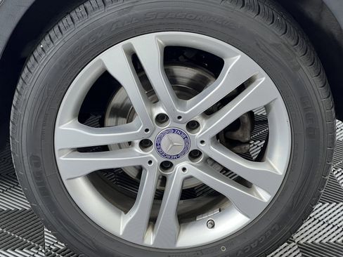 Certified 2017 Mercedes-Benz GLA 250 4MATIC image 15