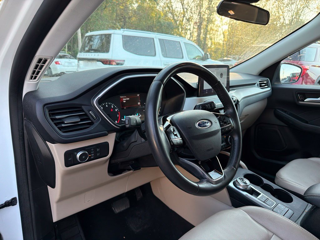 Used 2022 Ford Escape SEL AWD/4WD image 28