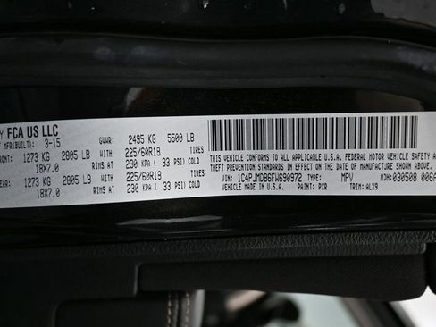 Used 2018 Jeep Cherokee Latitude w/ Safety Group image 35