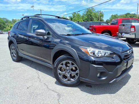 Used 2022 Subaru Crosstrek 2.5i Sport w/ Moonroof Package AWD/4WD image 2
