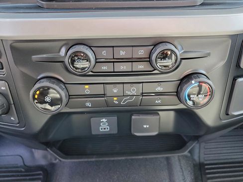 Used 2024 Ford F450 XL w/ Snow Plow Prep Package image 33