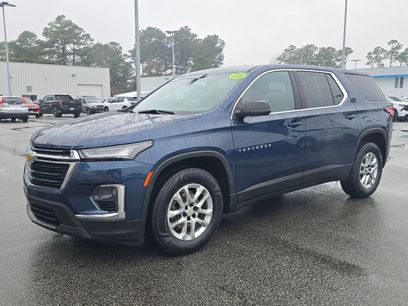 Used 2023 Chevrolet Traverse LS
