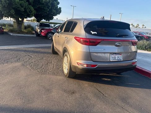 Used 2017 Kia Sportage LX FWD image 16