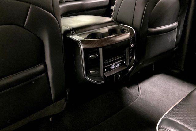 Used 2025 RAM 1500 Laramie AWD/4WD image 34