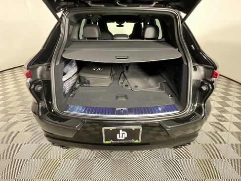 Used 2025 Porsche Cayenne Turbo image 28