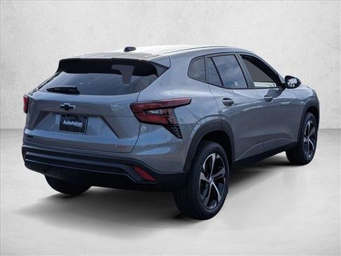 New 2026 Chevrolet Trax RS w/ Driver Confidence Package image 2