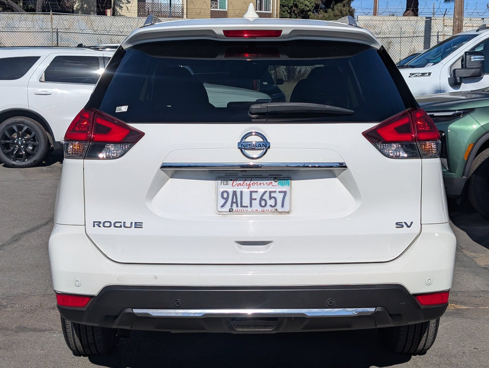 Used 2020 Nissan Rogue SV FWD image 9