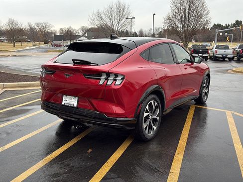 Used 2021 Ford Mustang Mach-E Premium image 6
