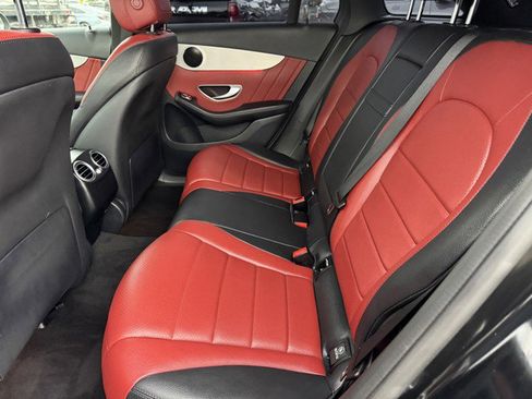 Used 2021 Mercedes-Benz GLC 300 image 10