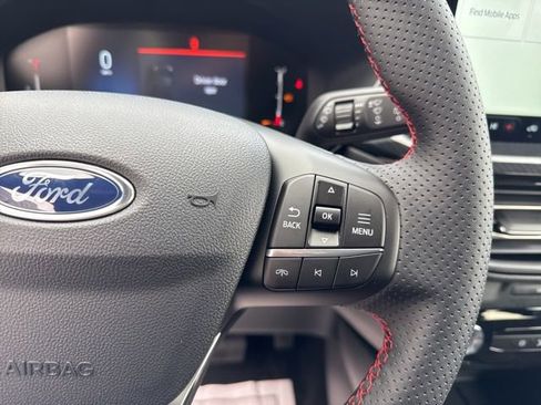 New 2025 Ford Escape ST-Line w/ Equipment Group 301A image 17