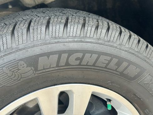 Used 2019 Chevrolet Tahoe LT image 22