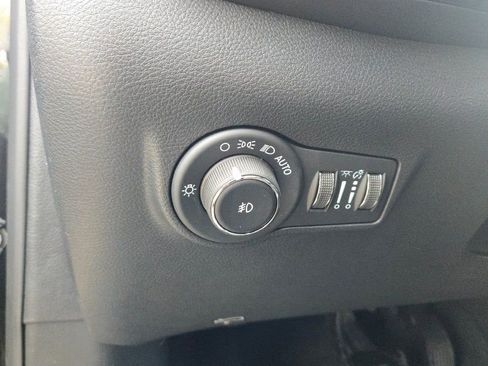 New 2026 Jeep Compass Limited w/ Limited Altitude Pack image 25