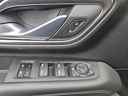 Used 2024 Chevrolet Tahoe LT image 10