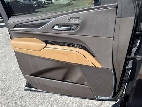 Used 2021 Cadillac Escalade Premium Luxury w/ Driver Assist Tech Package image 9