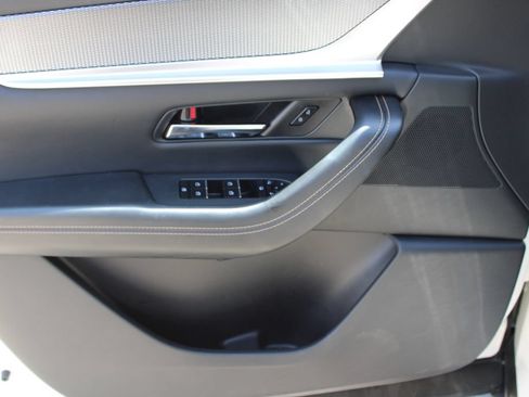 Used 2025 MAZDA CX-70 Plug-In Hybrid w/ Premium Plus AWD/4WD image 34