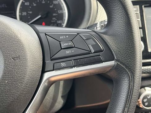 Used 2021 Nissan Kicks S FWD image 26