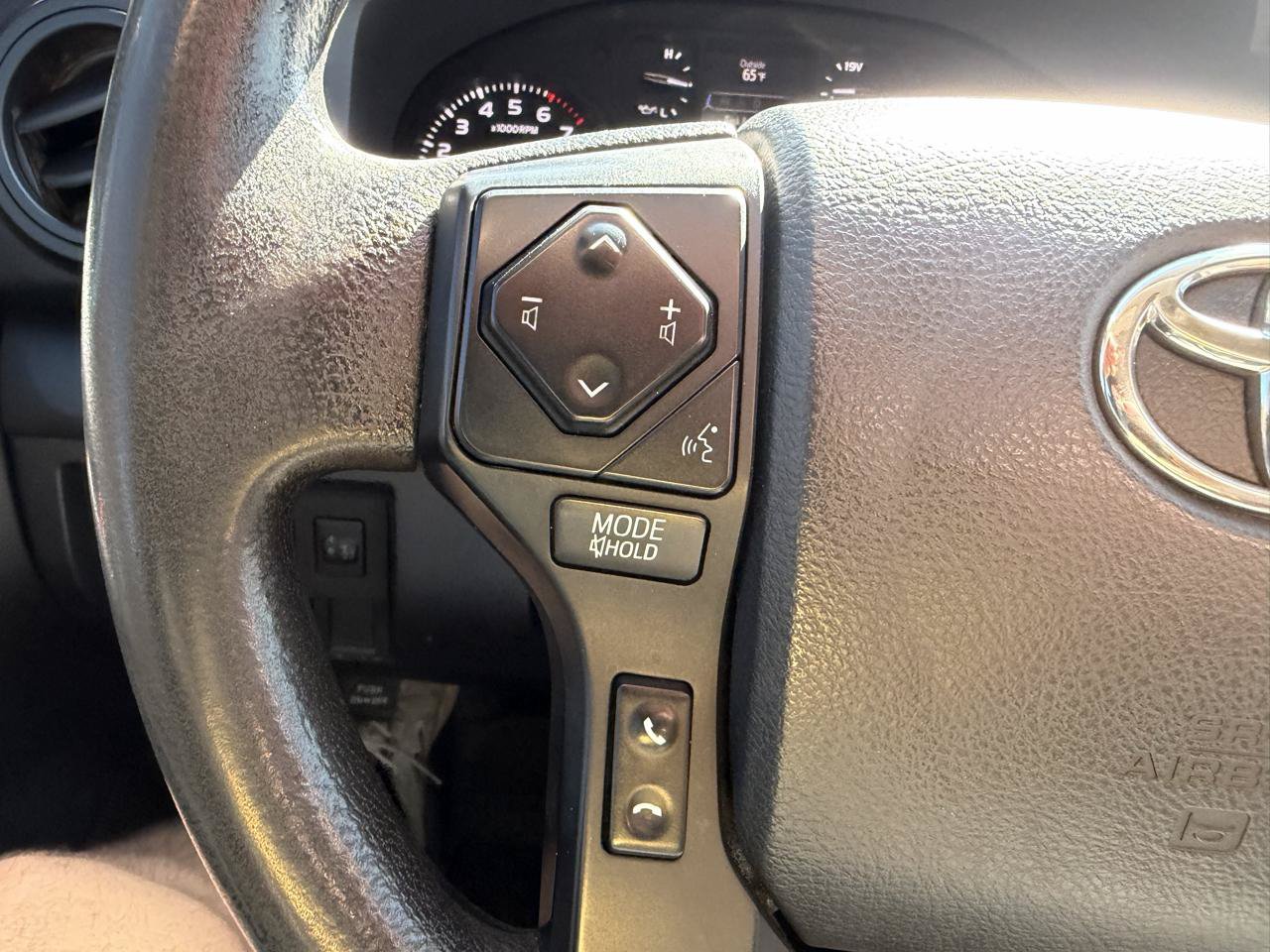 Used 2018 Toyota Tundra SR AWD/4WD image 24