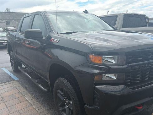 Used 2021 Chevrolet Silverado 1500 Custom Trail Boss AWD/4WD image 3