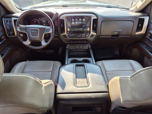 Used 2015 GMC Sierra 1500 Denali w/ Driver Alert Package AWD/4WD image 27