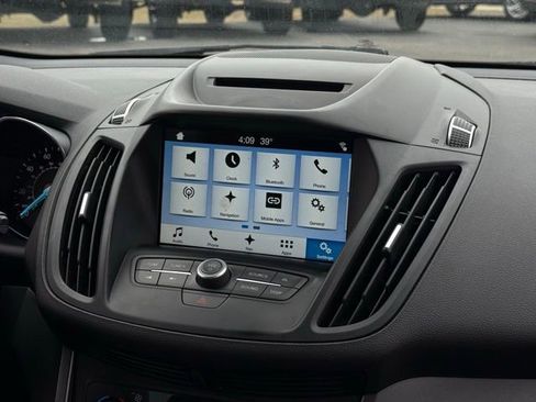 Used 2018 Ford Escape SE w/ SE SYNC Package image 25