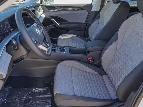 New 2026 Volkswagen Tiguan S image 9