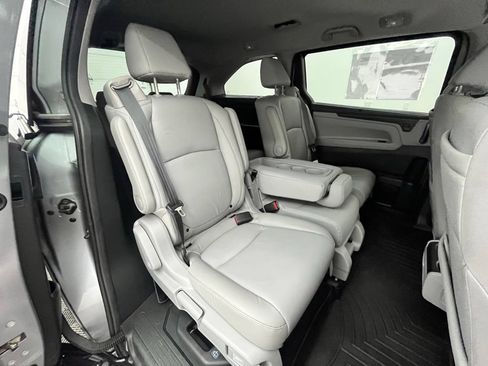 Used 2024 Honda Odyssey Touring image 35