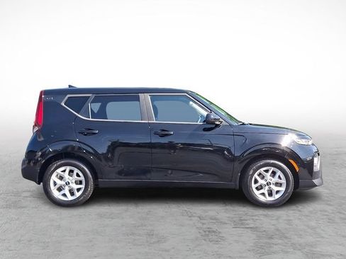 Used 2022 Kia Soul LX w/ Technology Package FWD image 7
