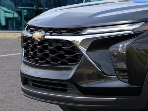 New 2026 Chevrolet Trax LT FWD image 13