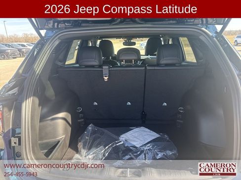 New 2026 Jeep Compass Latitude image 19